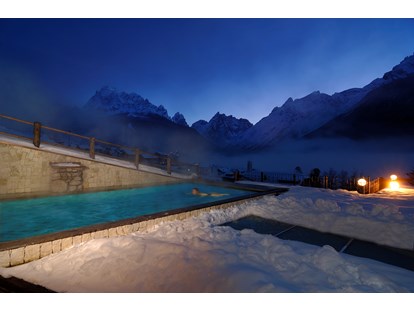 Hotels an der Piste - Dolomiten - Außenpool - Berghotel Sexten Dolomiten