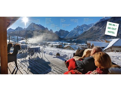 Hotels an der Piste - Skiraum: vorhanden - Skigebiet 3 Zinnen Dolomites - Blick von der Terrasse - Berghotel Sexten Dolomiten