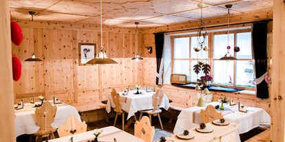 Hotels an der Piste - Verpflegung: Frühstück - Meransen - Frühstücken in der Luis Trenker Stube - Villa David Dolomites