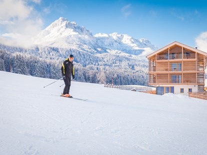 Hotels an der Piste - Skikurs direkt beim Hotel: für Erwachsene - Skigebiet 3 Zinnen Dolomites - SKI IN - SKI OUT - JOAS natur.hotel.b&b