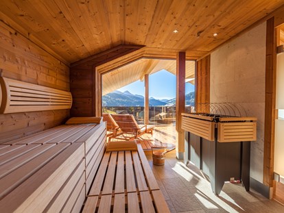Hotels an der Piste - Hotel-Schwerpunkt: Skifahren & Ruhe - Finnische Sauna mit Panoramblick - JOAS natur.hotel.b&b