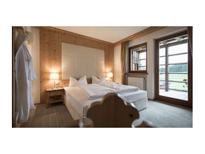 Hotels an der Piste - Hotel-Schwerpunkt: Skifahren & Kulinarik - Zimmer - Post Alpina - Family Mountain Chalets