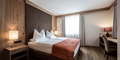 Hotels an der Piste - Pools: Innenpool - Wolkenstein/Gröden - Suite - Hotel ADLER DOLOMITI
