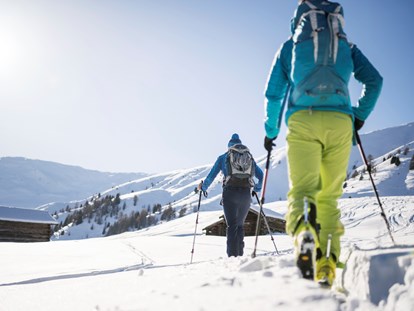 Hotels an der Piste - Skiraum: vorhanden - Südtirol - Winterwanderung - Hotel Masl