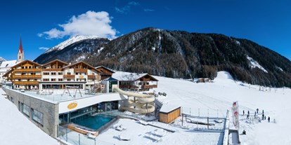 Hotels an der Piste - Parkplatz: kostenlos beim Hotel - Mühlbach/Vals - Direkter Zugang vom Hotel zum Skigebiet Gitschberg-Jochtal mit 55 Pistenkilometern.
Einfache Erreichbarkeit (12 km von Autobahnausfahrt Brixen/Pustertal - Familienhotel Huber