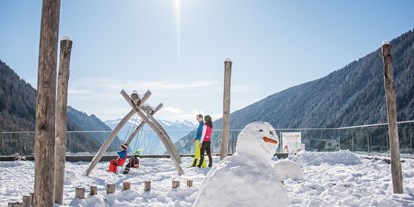 Hotels an der Piste - Hotel-Schwerpunkt: Skifahren & Wellness - Selva di val Gardena - Familienhotel Huber