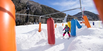 Hotels an der Piste - Skiraum: versperrbar - Skigebiet Gitschberg Jochtal - Familienhotel Huber