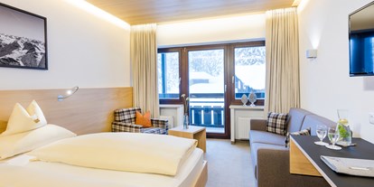 Hotels an der Piste - Hotel-Schwerpunkt: Skifahren & Familie - Warth (Warth) - Doppelzimmer im Hotel Cresta Oberlech - Cresta.Alpin.Sport.Hotel