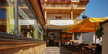Hotels an der Piste - Skicircus Saalbach Hinterglemm Leogang Fieberbrunn - Hoteleingang - Hotel Wechselberger