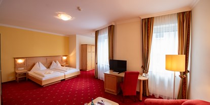 Hotels an der Piste - Verpflegung: Frühstück - Skigebiet Mariazeller Bürgeralpe - Doppelzimmer Superior - AKTIVHOTEL Weisser Hirsch