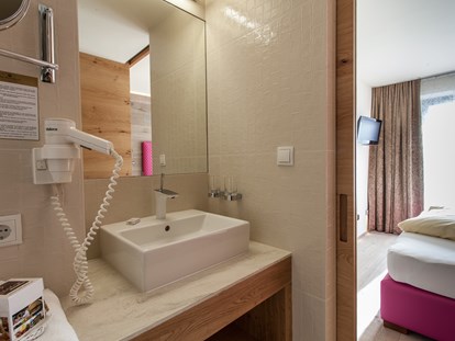 Hotels an der Piste - Preisniveau: gehoben - Badezimmer Studio - stefan Hotel