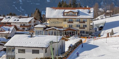 Hotels an der Piste - Langlaufloipe - Tiroler Oberland - © becknaphoto
 - Hotel Alpen-Royal