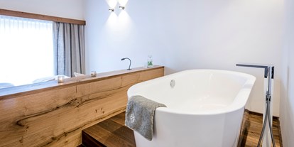 Hotels an der Piste - Hunde: erlaubt - Oberndorf in Tirol - Whirlpool und eigene Sauna im Appartement - Kaiserlodge