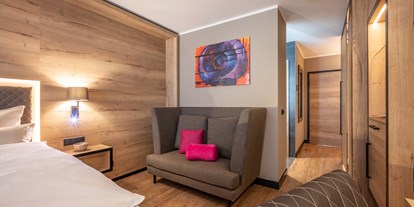 Hotels an der Piste - Suite mit offenem Kamin - Dienten am Hochkönig - Doppelzimmer STYLISH - Hotel Adapura Wagrain
