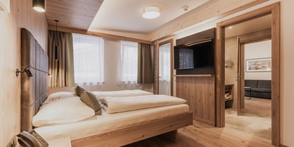Hotels an der Piste - Hotel-Schwerpunkt: Skifahren & Familie - Altenmarkt im Pongau - Schlafzimmer Junior Suite - FIRSTpeak Zauchensee