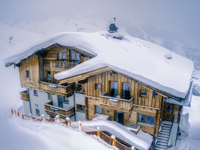 Hotels an der Piste - Skicircus Saalbach Hinterglemm Leogang Fieberbrunn - Sehr gute Schneelage im Jänner 2019 - Ferienwohnungen Perfeldhof