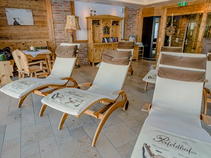 Hotels an der Piste - Hotel-Schwerpunkt: Skifahren & Ruhe - Ruheraum im Sauna-Bereich - Ferienwohnungen Perfeldhof