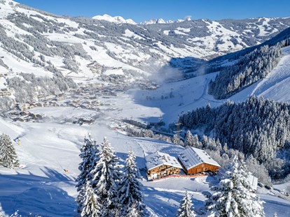 Hotels an der Piste - Verpflegung: Frühstück - Kirchberg in Tirol - Winter in Saalbach-Hinterglemm - Ferienwohnungen Perfeldhof