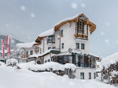 Hotels an der Piste - WLAN - Skigebiet Filzmoos - Winterstimmung - meiZeit Lodge