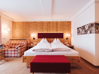 Hotels an der Piste - Sauna - Flachau - Doppelzlimmer Zirbentraum deluxe - Hotel Schneider ****superior
