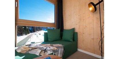 Hotels an der Piste - Hotel-Schwerpunkt: Skifahren & Familie - Enneberg - Confort Zimmer Sofa - Sports&Nature Hotel Boè