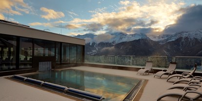 Hotels an der Piste - Skiraum: vorhanden - Nauders - Außenpool mit Panorama - Baby- & Kinderhotel Laurentius
