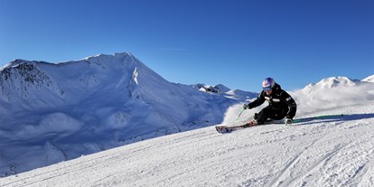 Hotels an der Piste - Skikurs direkt beim Hotel: für Erwachsene - Engadin - Silvretta Ski Arena  - Hotel Edi