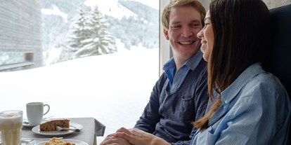 Hotels an der Piste - geführte Skitouren - Faschina - Inklusive:Kaffee und Kuchen am Nachmittag - Bio-Berghotel Ifenblick
