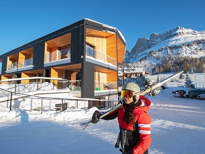 Hotels an der Piste - Skikurs direkt beim Hotel: für Kinder - Sen Jan di Fassa - Ski in Ski out - Sporthotel Passo Carezza