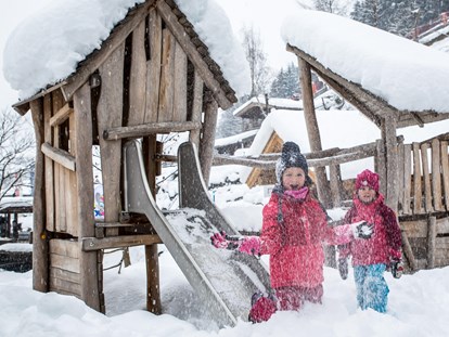 Hotels an der Piste - Hotel-Schwerpunkt: Skifahren & Wellness - 20.000m² Abenteuerspielplatz - Alpin Family Resort Seetal ****s