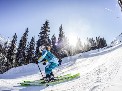 Hotels an der Piste - Skiraum: versperrbar - Tux - Skipässe erhältlich direkt im Hotel - Alpin Family Resort Seetal ****s