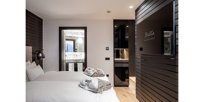 Hotels an der Piste - Preisniveau: moderat - Wolkenstein/Gröden - Room Superior - Hotel Stella - My Dolomites Experience