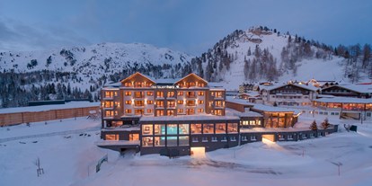 Hotels an der Piste - Langlaufloipe - Obertauern - Hotelanlage - das Tauernherz