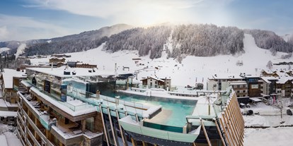 Hotels an der Piste - Pools: Außenpool beheizt - Dienten am Hochkönig - Hotel direkt an der Piste - Hotel Salzburger Hof Leogang