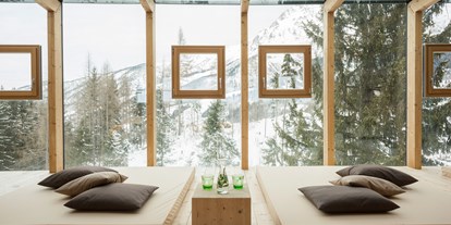 Hotels an der Piste - Skiservice: Skireparatur - Dienten am Hochkönig - SKY SPA mit traum Bergblick - Holzhotel Forsthofalm