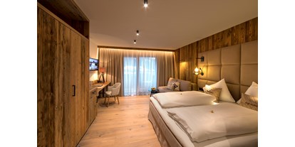 Hotels an der Piste - Hotel-Schwerpunkt: Skifahren & Romantik - Dienten am Hochkönig - Doppelzimmer Träumerei Deluxe - Aktivhotel Alpendorf