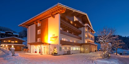Hotels an der Piste - Sonnenterrasse - Scheffau am Wilden Kaiser - Hotel DAS Seiwald bei Nacht - Das Seiwald