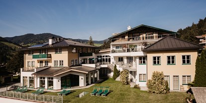 Hotels an der Piste - Pools: Innenpool - Schladming - Aussenansicht - Alpina Wagrain**** 
