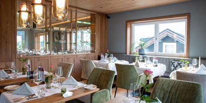 Hotels an der Piste - Sonnenterrasse - Fischen im Allgäu - Hausgästerestaurant 2 - Almhof Rupp - das Genießerhotel