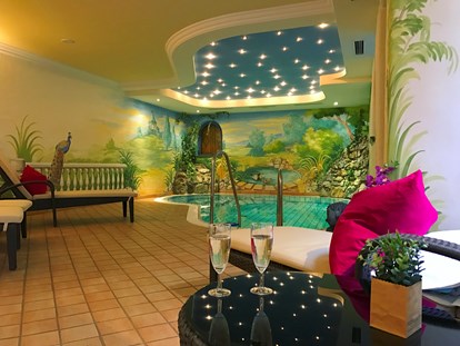 Hotels an der Piste - Pools: Innenpool - Radstadt - Andi's Skihotel