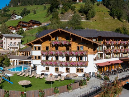 Hotels an der Piste - Skikurs direkt beim Hotel: für Kinder - Hotel Johanneshof GmbH 
