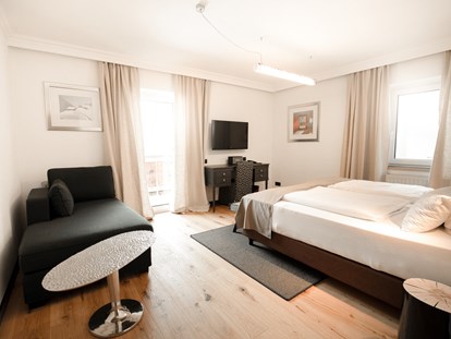 Hotels an der Piste - Hotel-Schwerpunkt: Skifahren & Ruhe - Dienten am Hochkönig - Doppelzimmer Inspiration L - Hotel Tiroler Buam