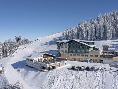 Hotels an der Piste - Hotel-Schwerpunkt: Skifahren & Kulinarik - Schladming-Dachstein - Der Planaihof im Winter  - Hotel Planaihof