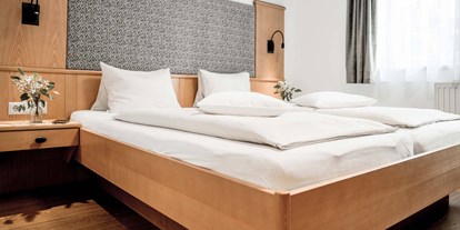Hotels an der Piste - WLAN - Schladming-Dachstein - AKTIV Doppelzimmer ohne Teppichboden - B&B Hotel Die Barbara