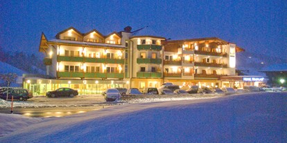 Hotels an der Piste - Pools: Außenpool beheizt - Tiroler Unterland - Hotel Wastlhof