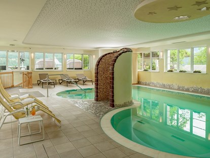 Hotels an der Piste - Hotel-Schwerpunkt: Skifahren & Wellness - Ramsau am Dachstein - Hallenbad im Panoramahotel Gürtl - Panoramahotel Gürtl