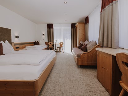 Hotels an der Piste - Hotel-Schwerpunkt: Skifahren & Familie - Dienten am Hochkönig - Familienzimmer - B&B Hotel Die Bergquelle