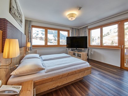 Hotels an der Piste - Hotel-Schwerpunkt: Skifahren & Party - Junior Suite "Turmelin" - Dein MOUNTAIN Wohlfühlhotel Johanneshof