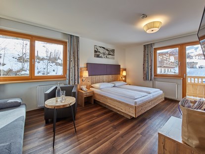 Hotels an der Piste - Skicircus Saalbach Hinterglemm Leogang Fieberbrunn - Junior Suite "Jade" - Dein MOUNTAIN Wohlfühlhotel Johanneshof