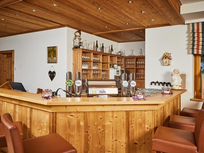 Hotels an der Piste - Hotel-Schwerpunkt: Skifahren & Party - Bar im Johanneshof - Dein MOUNTAIN Wohlfühlhotel Johanneshof
